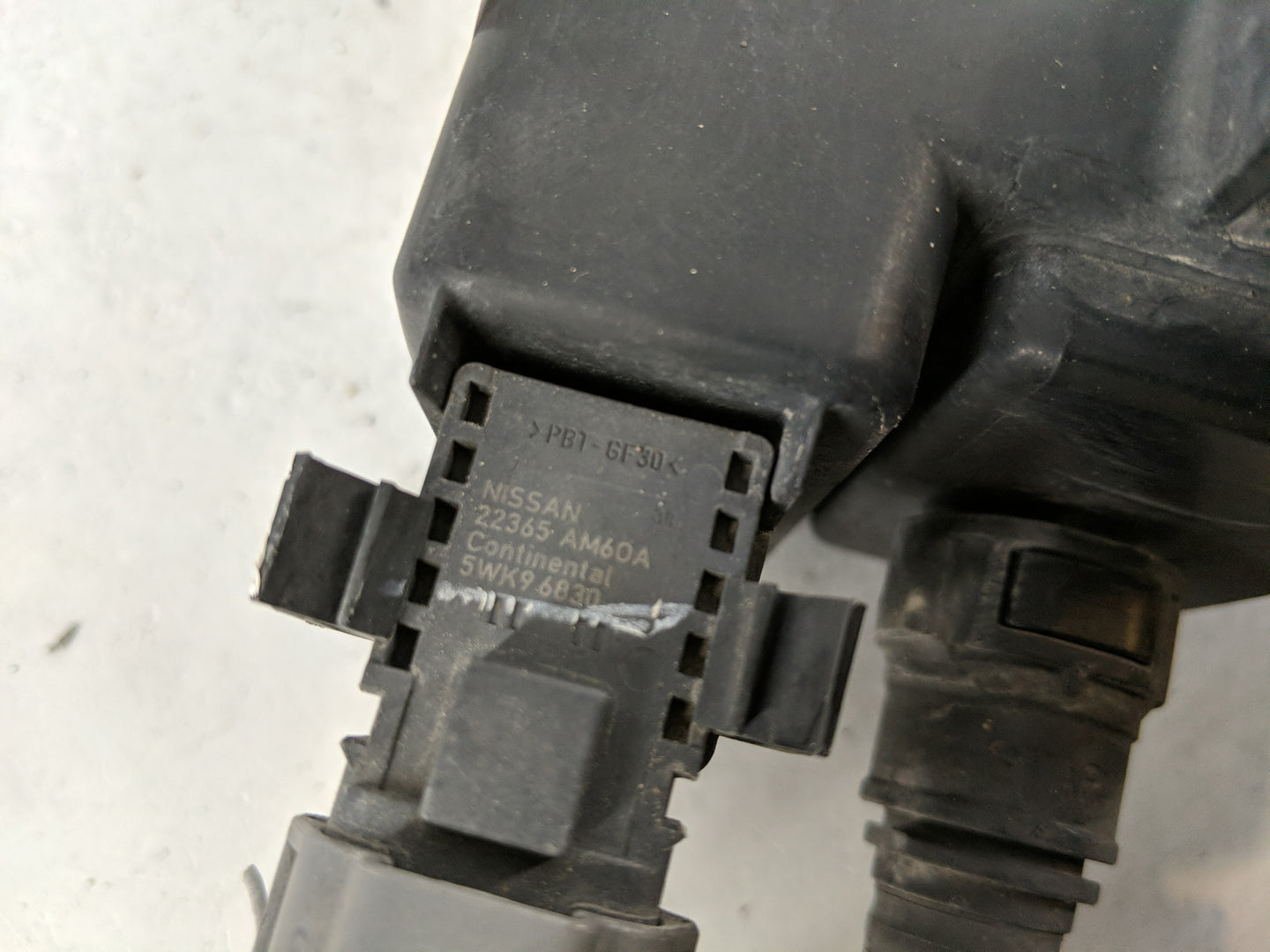 2012 Nissan Versa Fuel Vapor Charcoal Canister - Oemusedautoparts1.com