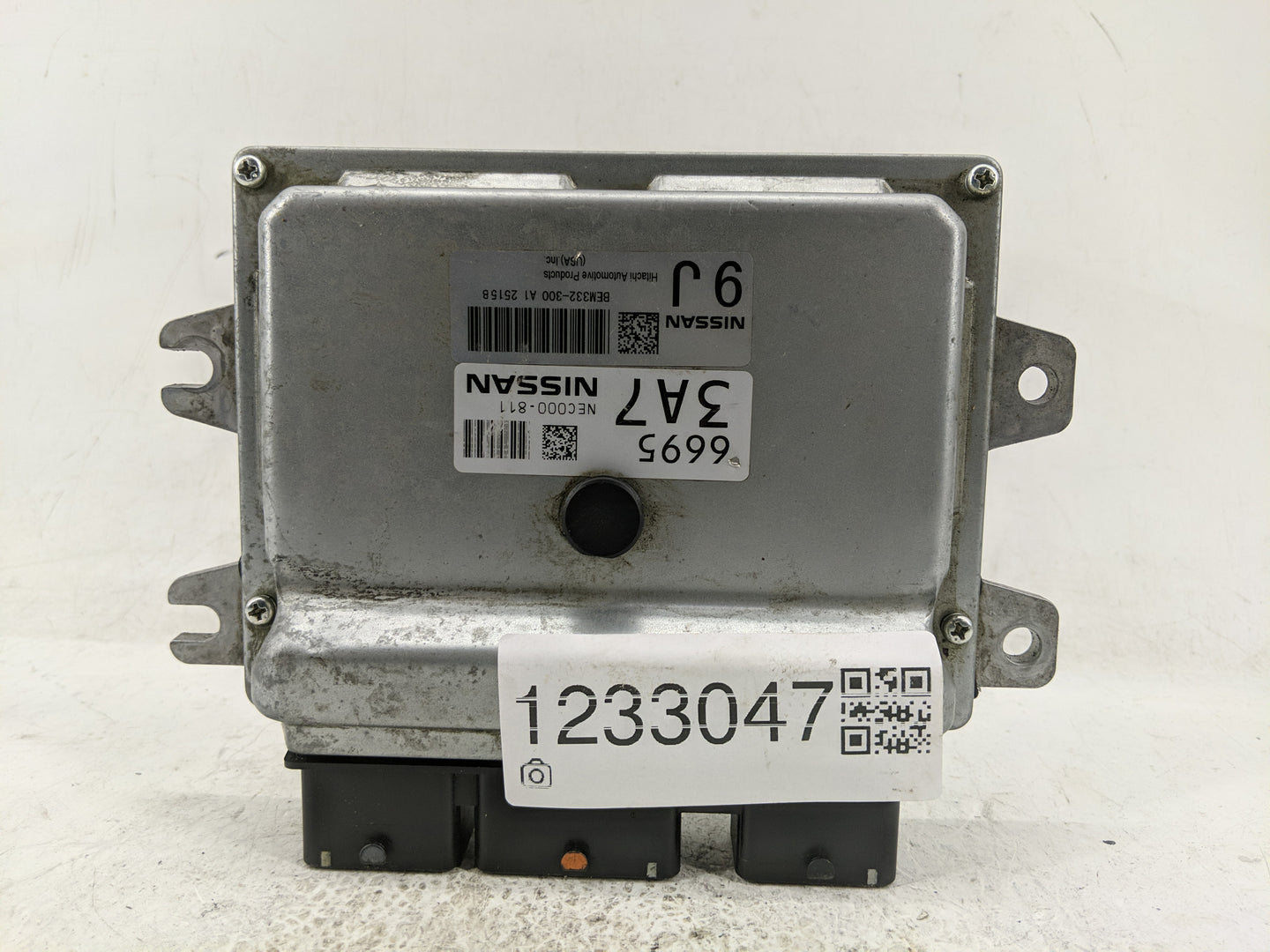 2012 Nissan Versa PCM Engine Control Computer ECU ECM PCU OEM P/N:MEC910-040 Fits OEM Used Auto Parts - Oemusedautoparts1.co