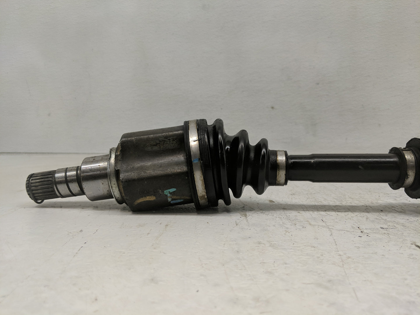 2007-2012 Nissan Versa Axle Shaft Front Driver Cv C/v - Oemusedautoparts1.com