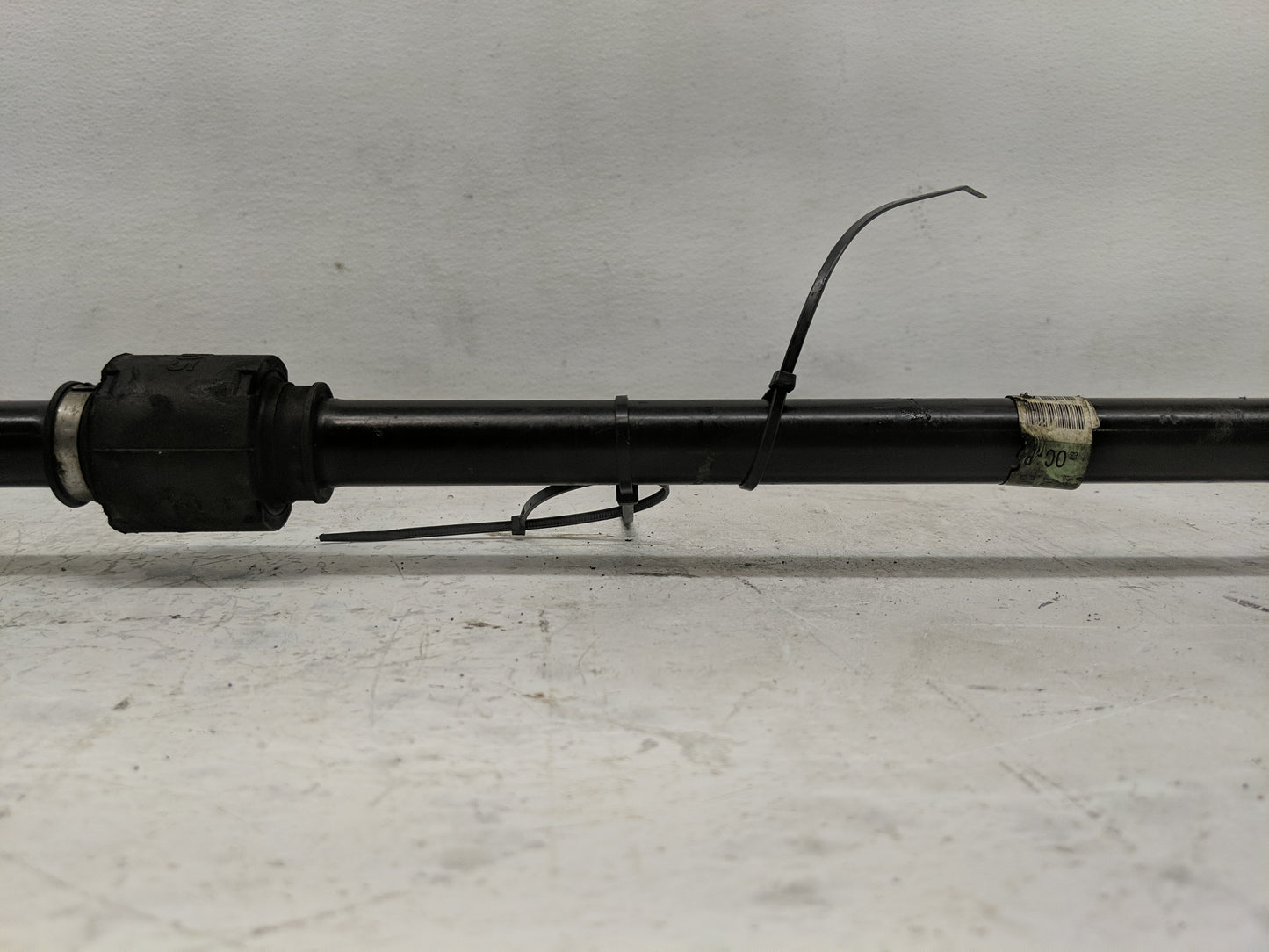 2007-2012 Nissan Versa Axle Shaft Front Driver Cv C/v - Oemusedautoparts1.com