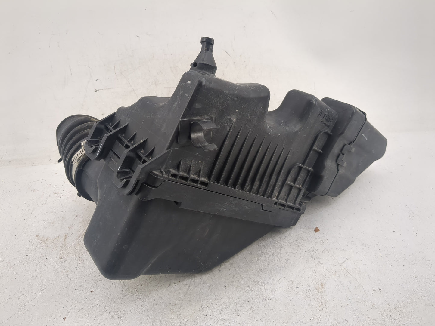 2012-2012 Nissan Versa Air Cleaner Intake-duct Hose Tube - Oemusedautoparts1.com