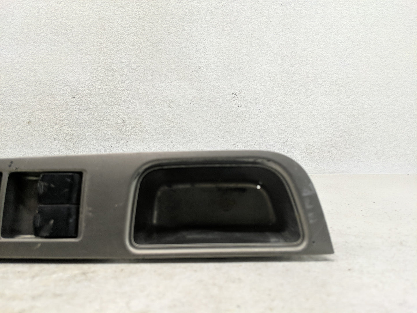 2010-2012 Nissan Versa Master Power Window Switch Replacement Driver Side Left Fits Fits 2010 2011 2012 OEM Used Auto Parts 