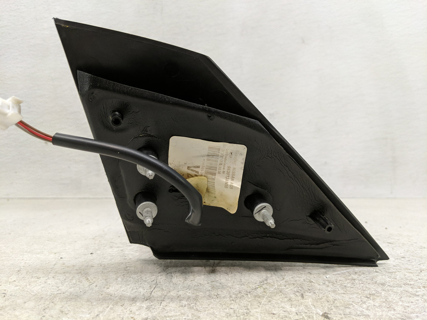2012-2014 Nissan Versa Passenger Side View Mirror - Right Door Mirror OEM Used - Oemusedautoparts1.com