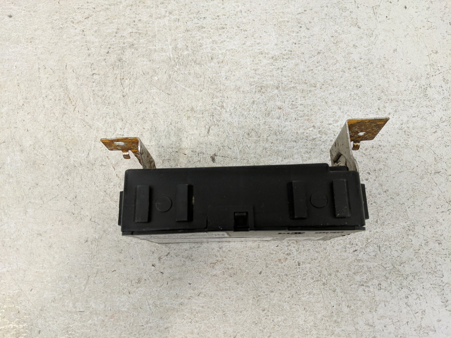 2010-2012 Nissan Versa Chassis Control Module Ccm Bcm Body Control - Oemusedautoparts1.com