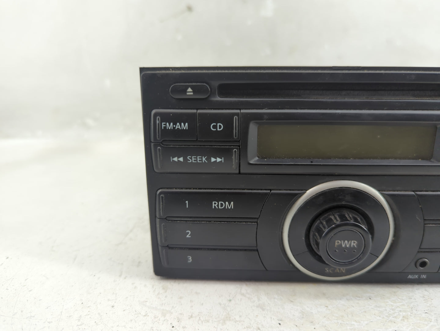 2012-2014 Nissan Versa Radio AM FM Cd Player Receiver Replacement P/N:3089A Fits Fits 2012 2013 2014 OEM Used Auto Parts - O