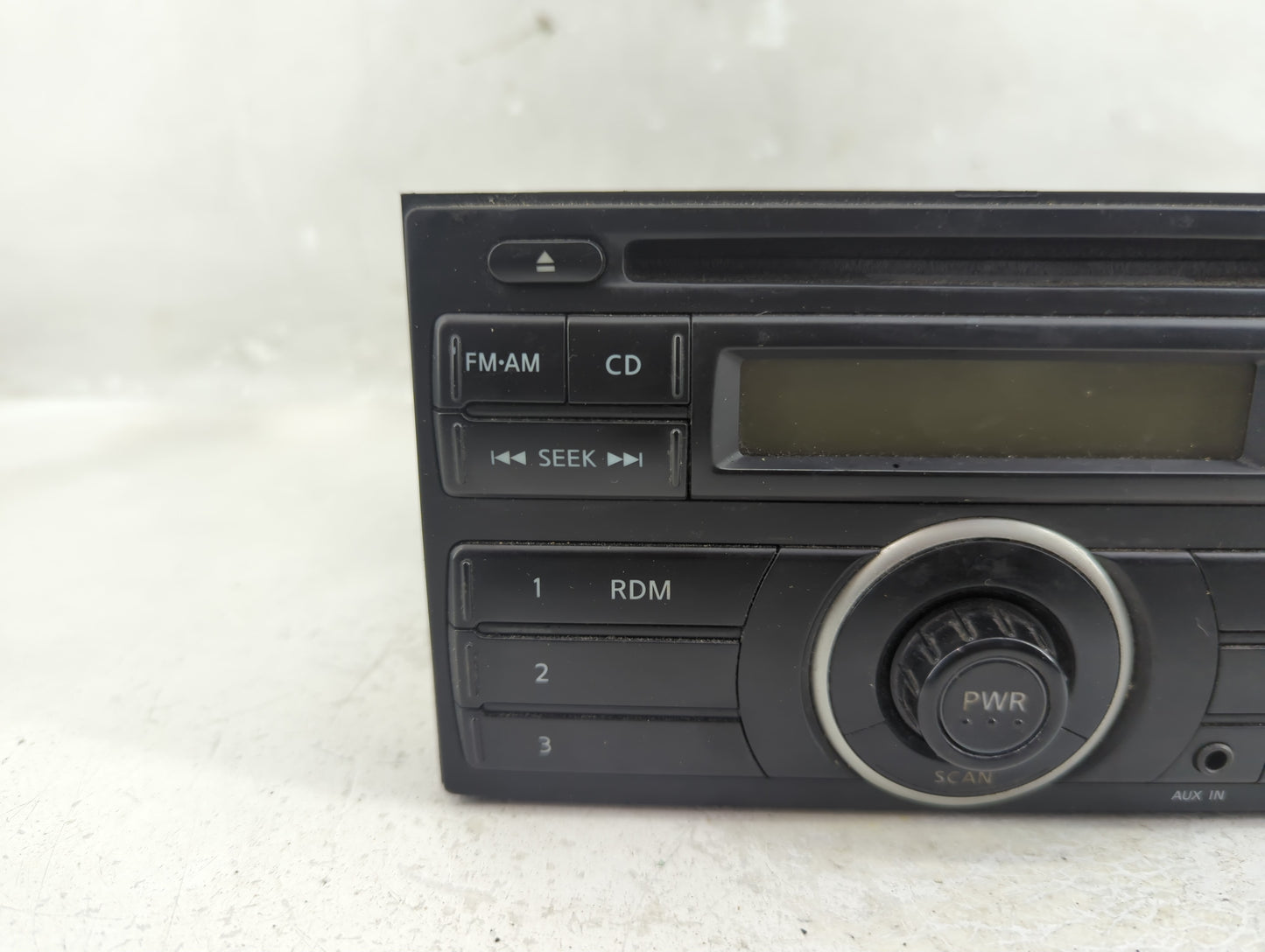 2012-2014 Nissan Versa Radio AM FM Cd Player Receiver Replacement P/N:3089A Fits Fits 2012 2013 2014 OEM Used Auto Parts - O