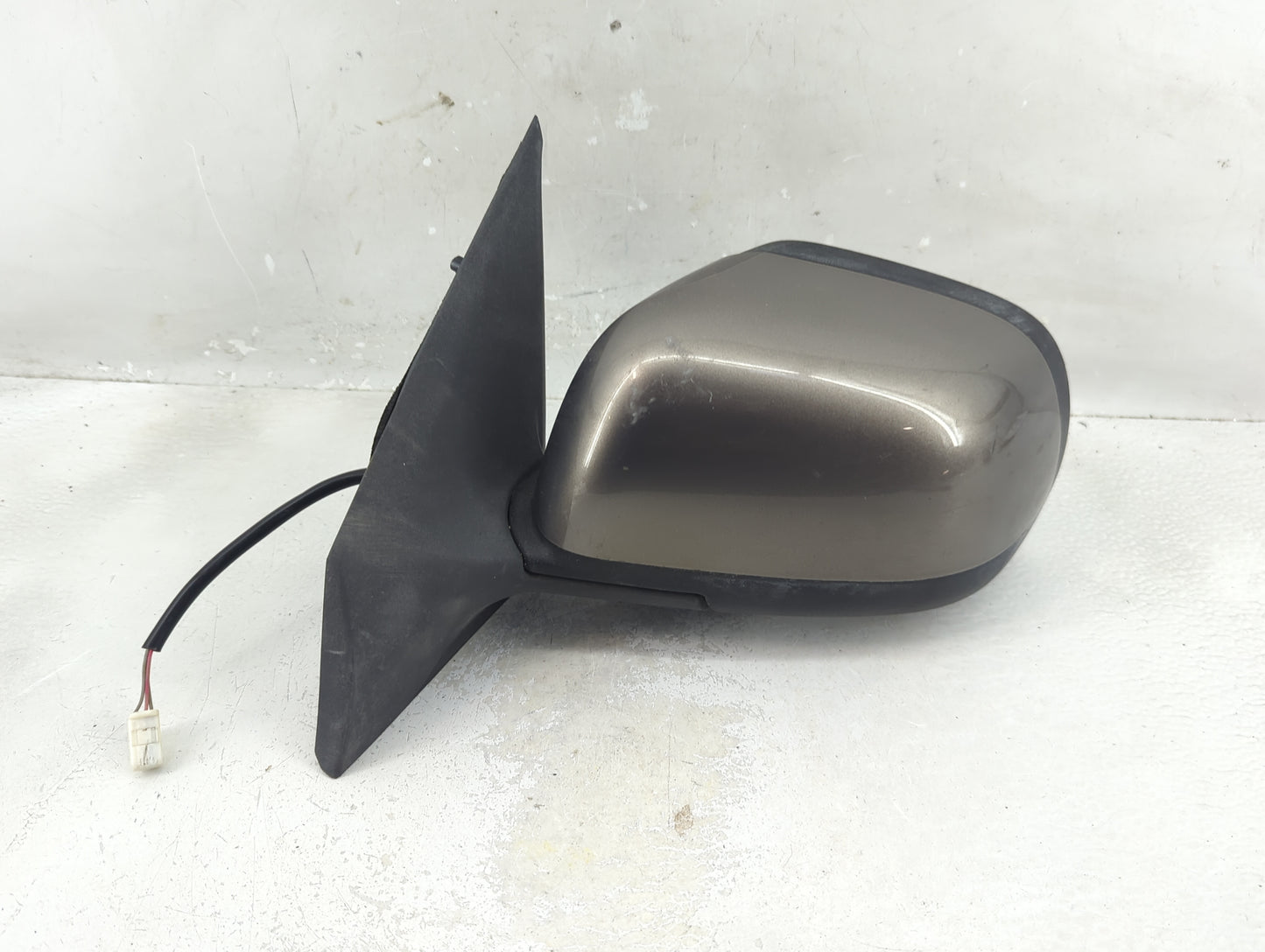 2012-2014 Nissan Versa Driver Side View Mirror - Left Door Mirror OEM Used - Oemusedautoparts1.com