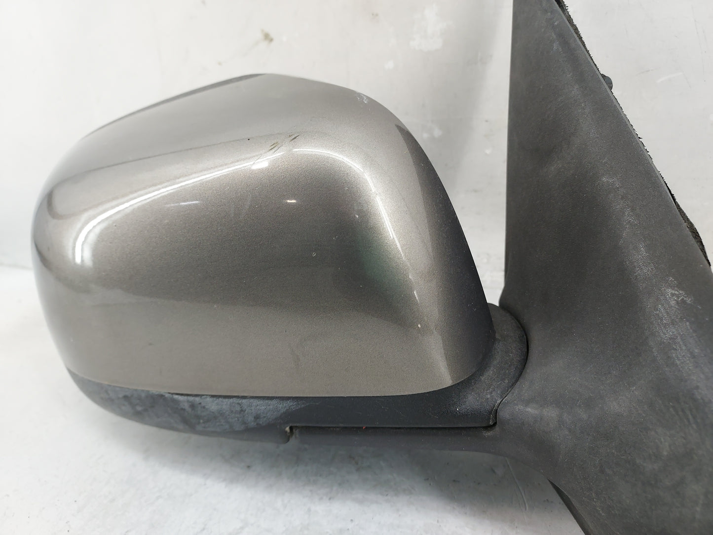 2012-2014 Nissan Versa Passenger Side View Mirror - Right Door Mirror OEM Used - Oemusedautoparts1.com