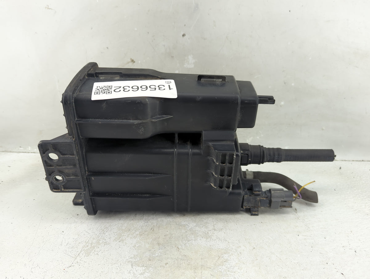 2012 Nissan Versa Fuel Vapor Charcoal Canister - Oemusedautoparts1.com