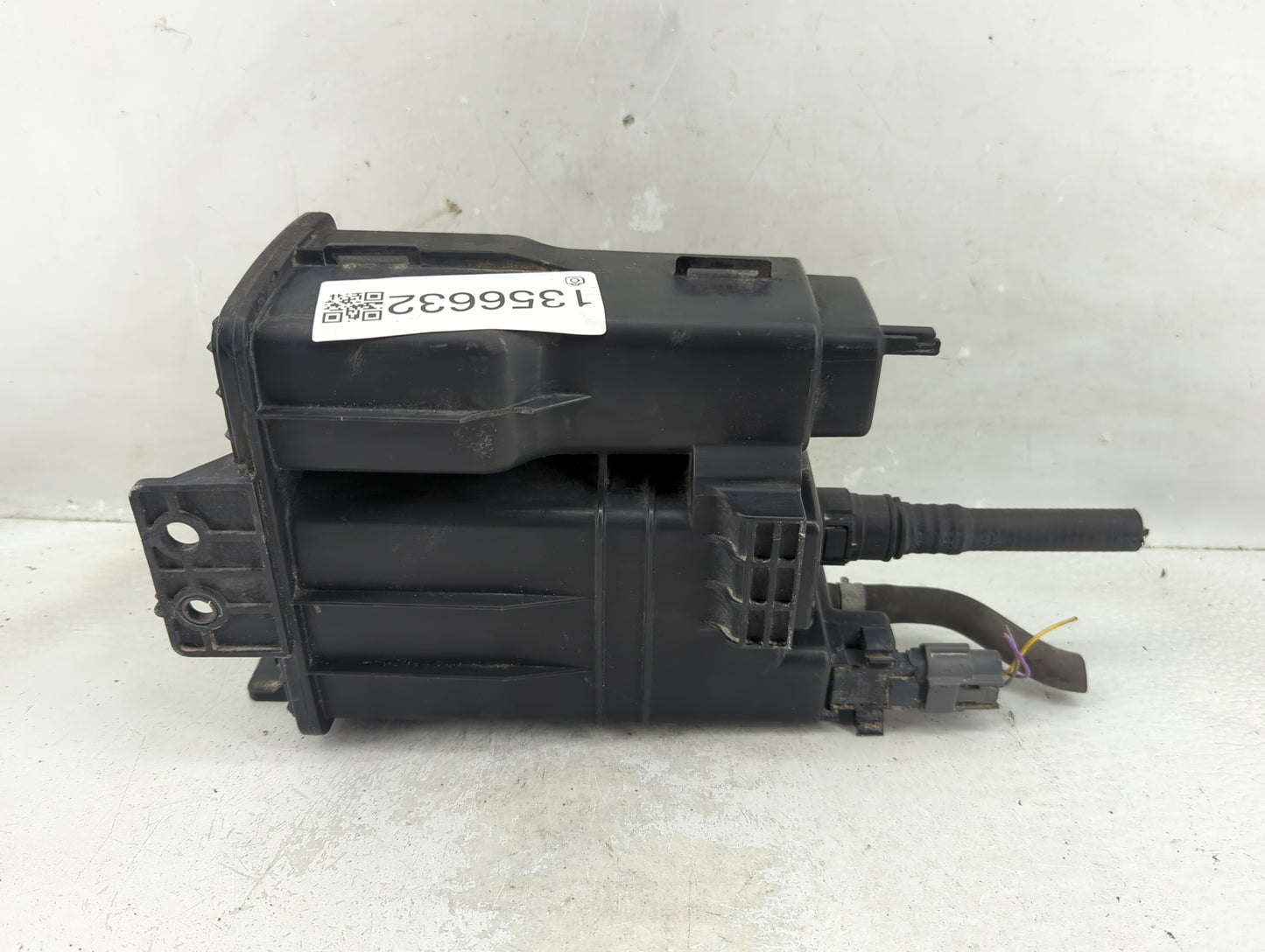 2012 Nissan Versa Fuel Vapor Charcoal Canister - Oemusedautoparts1.com