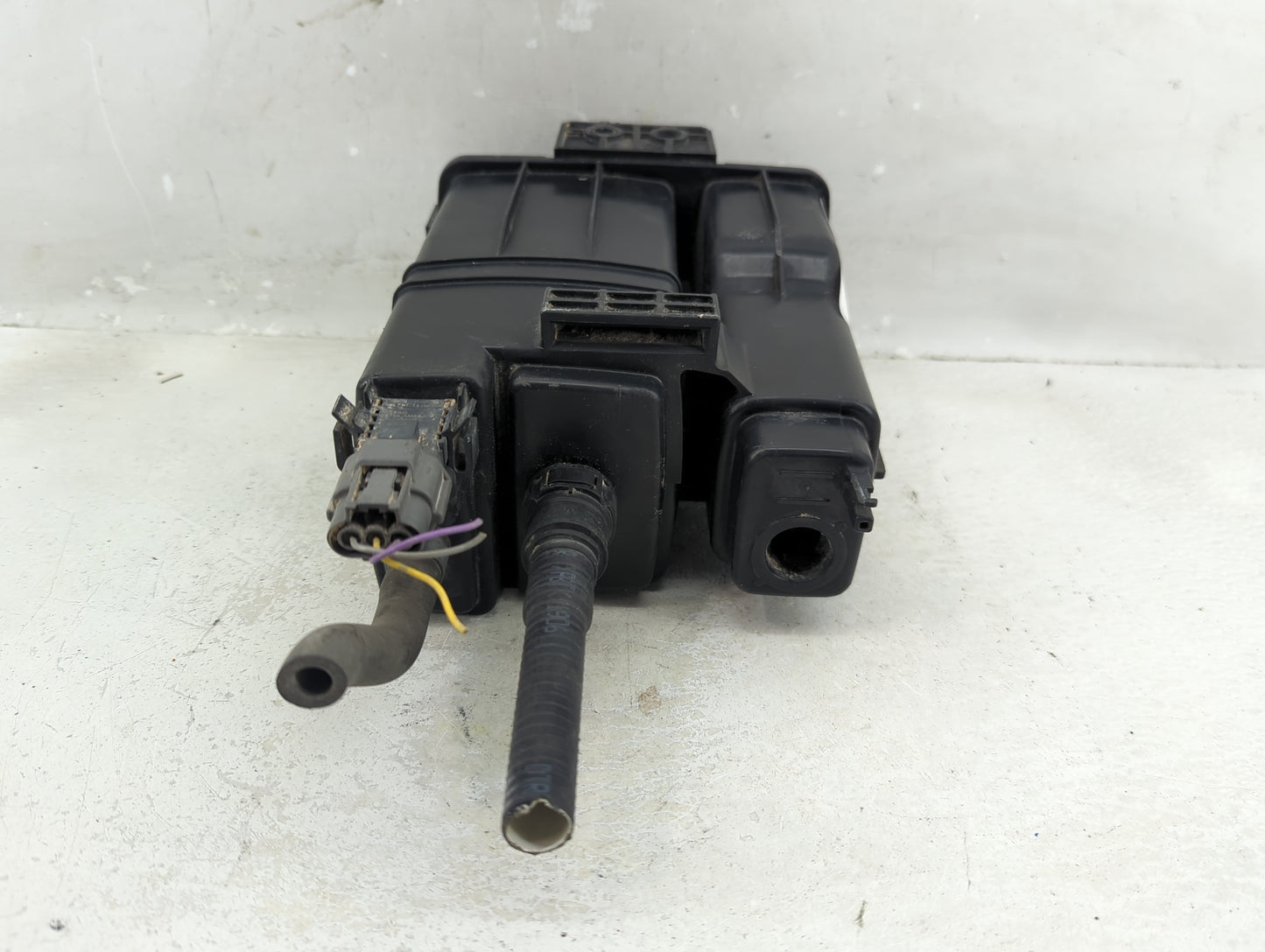 2012 Nissan Versa Fuel Vapor Charcoal Canister - Oemusedautoparts1.com