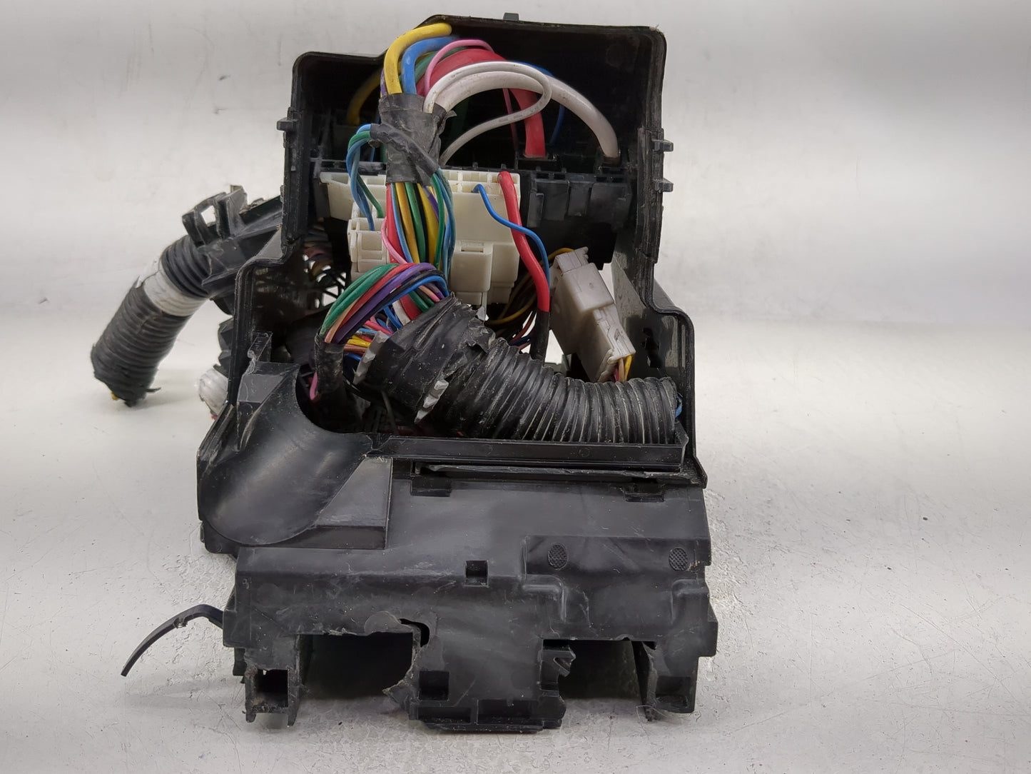 2012 Nissan Versa Fusebox Fuse Box Panel Relay Module Fits OEM Used Auto Parts - Oemusedautoparts1.com