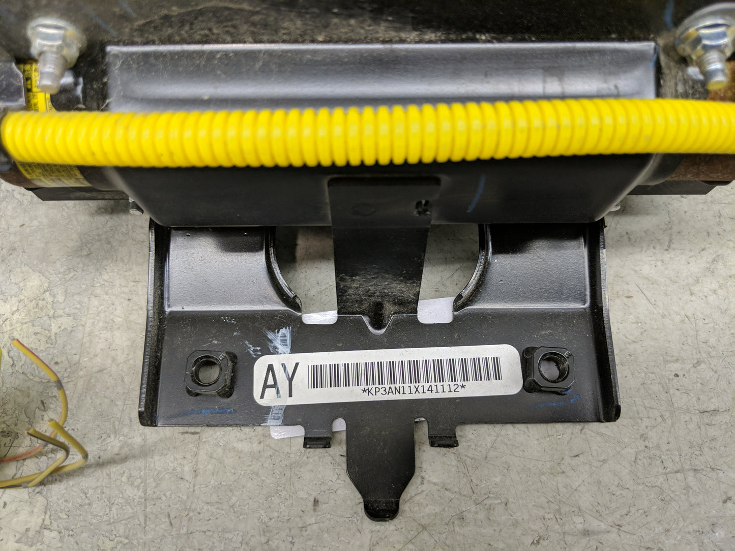2007-2012 Nissan Versa Air Bag Driver Left Knee OEM P/N:985159MC8A Fits Fits 2007 2008 2009 2010 2011 2012 OEM Used Auto Par