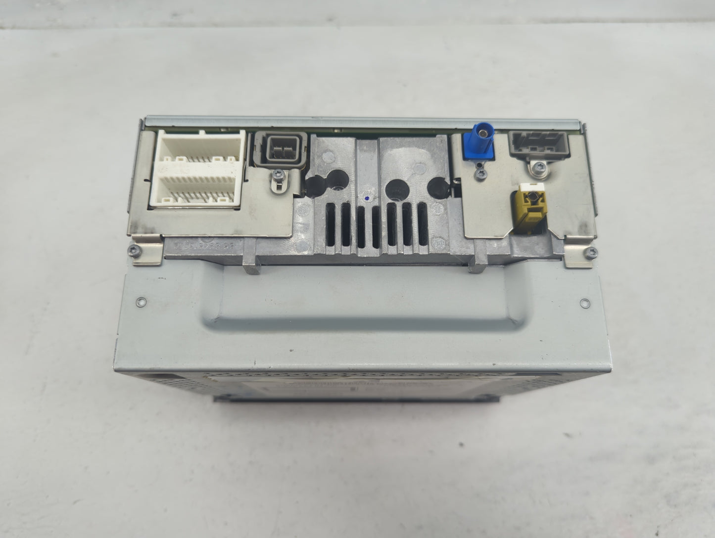 2011-2012 Nissan Versa Radio AM FM Cd Player Receiver Replacement P/N:25915ZW82A 7 612 830 081 Fits Fits 2011 2012 OEM Used 