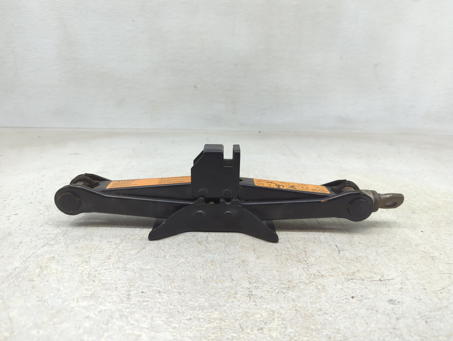 2012 Nissan Versa Spare Scissor Car Jack - Oemusedautoparts1.com