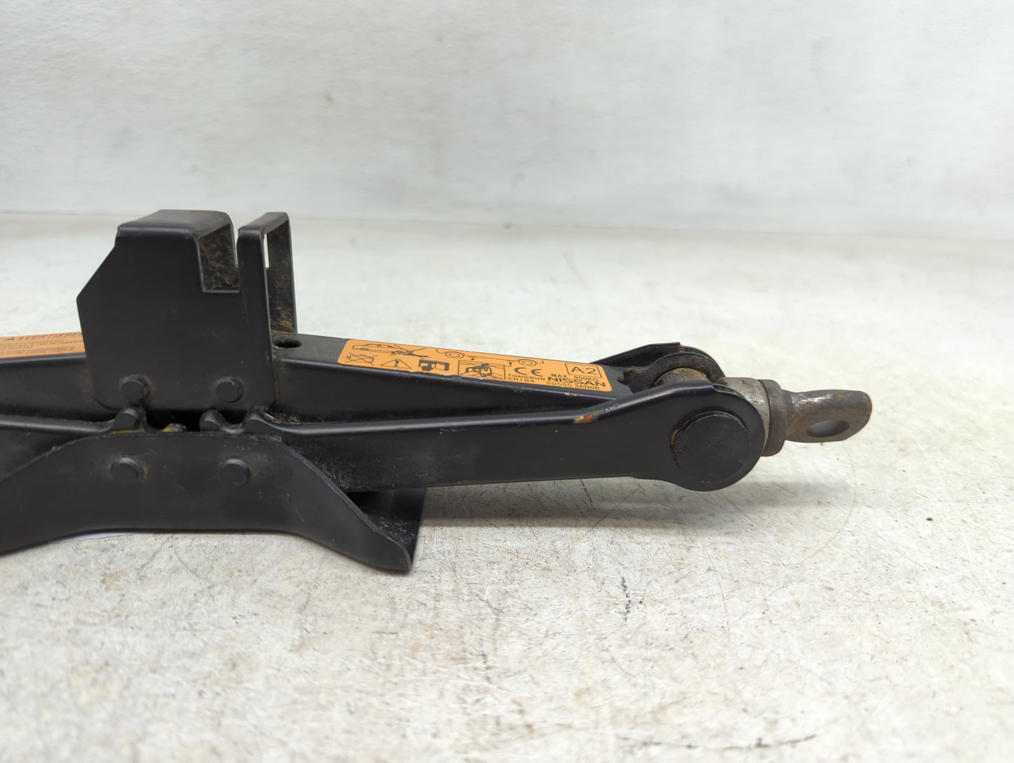 2012 Nissan Versa Spare Scissor Car Jack - Oemusedautoparts1.com
