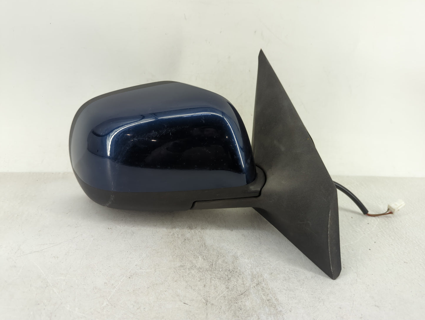 2012-2014 Nissan Versa Passenger Side View Mirror - Right Door Mirror OEM Used - Oemusedautoparts1.com