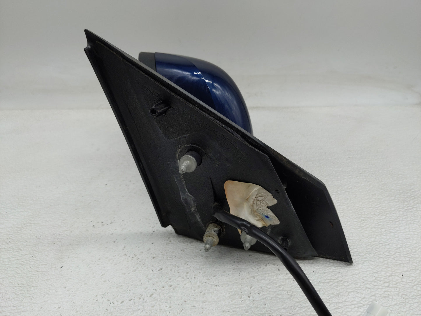 2012-2014 Nissan Versa Driver Side View Mirror - Left Door Mirror OEM Used - Oemusedautoparts1.com