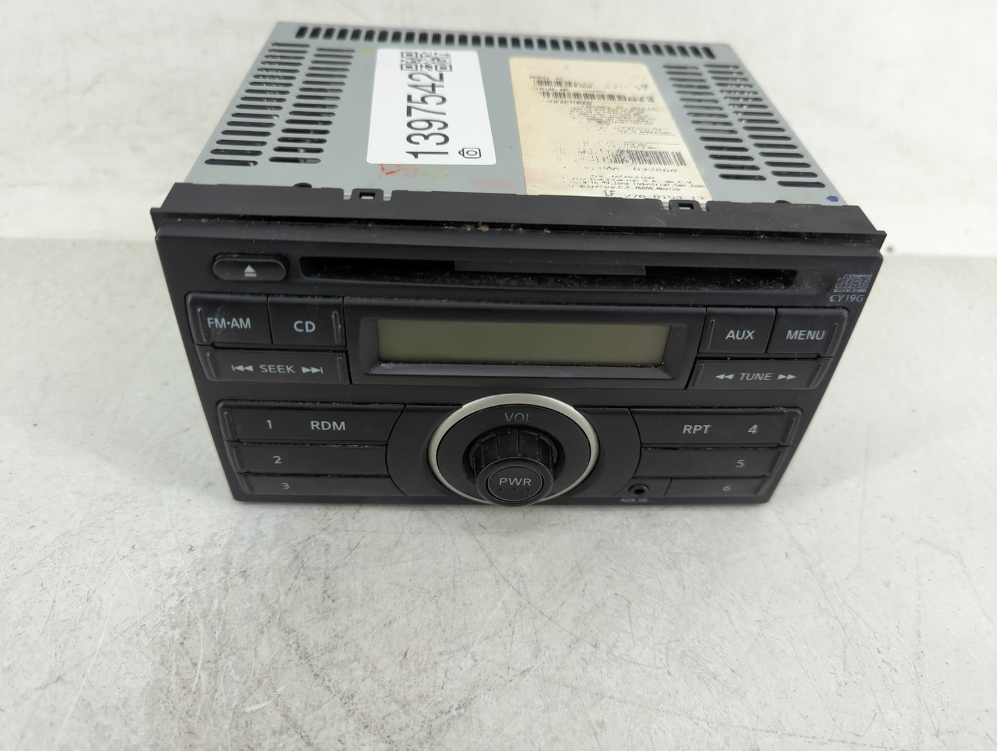 2012-2013 Nissan Versa Radio AM FM Cd Player Receiver Replacement P/N:281853AN1A Fits Fits 2012 2013 OEM Used Auto Parts - O