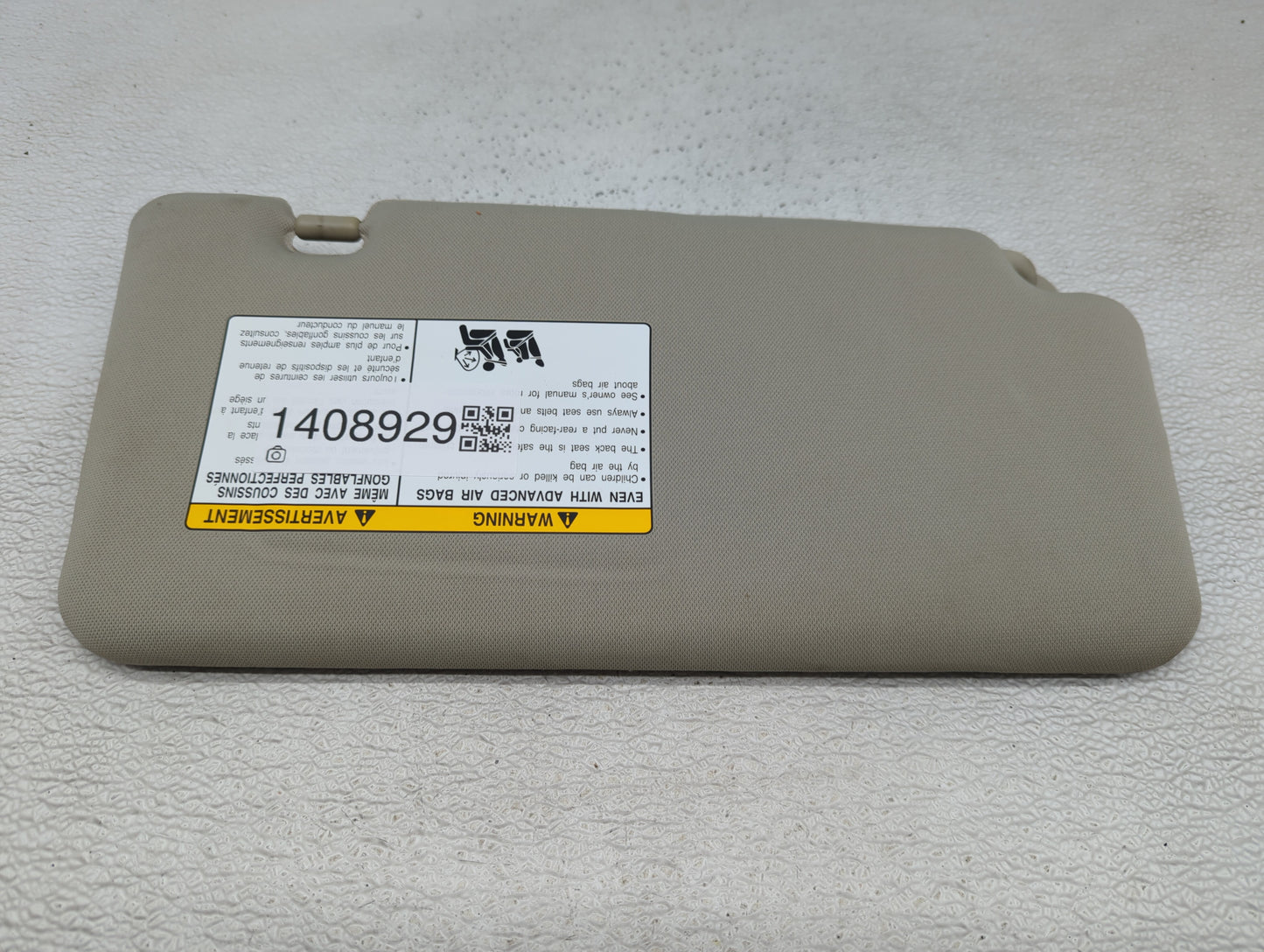 2007-2012 Nissan Versa Sun Visor Shade Replacement Driver Left Mirror Fits Fits 2007 2008 2009 2010 2011 2012 OEM Used Auto 