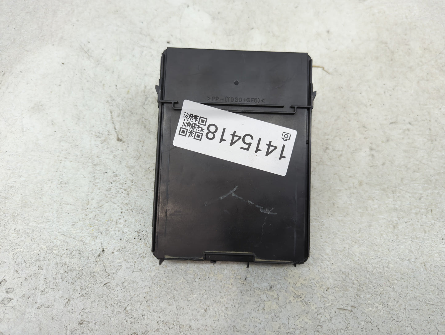 2012 Nissan Versa Fusebox Fuse Box Panel Relay Module Fits OEM Used Auto Parts - Oemusedautoparts1.com