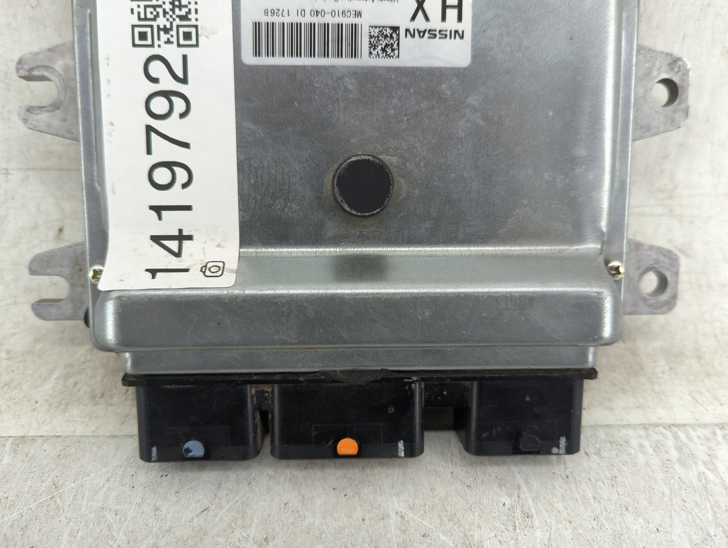 2012 Nissan Versa PCM Engine Control Computer ECU ECM PCU OEM P/N:MEC910-040 Fits OEM Used Auto Parts - Oemusedautoparts1.co