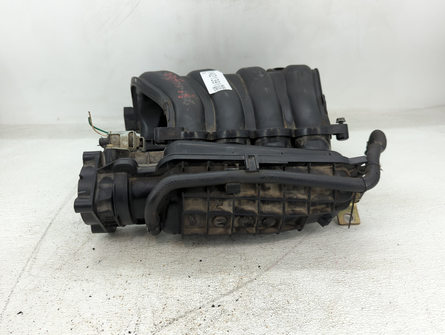 2012-2018 Nissan Versa Air Intake Manifold Fits Fits 2012 2013 2014 2015 2016 2017 2018 2019 OEM Used Auto Parts - Oemusedau
