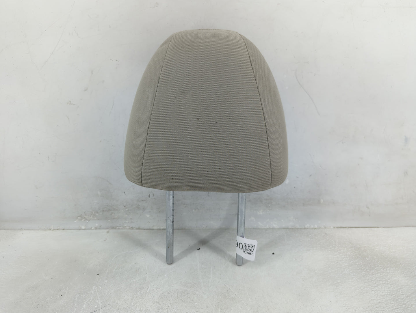 2012 Nissan Versa Headrest Head Rest Front Driver Seat Tan - Oemusedautoparts1.com