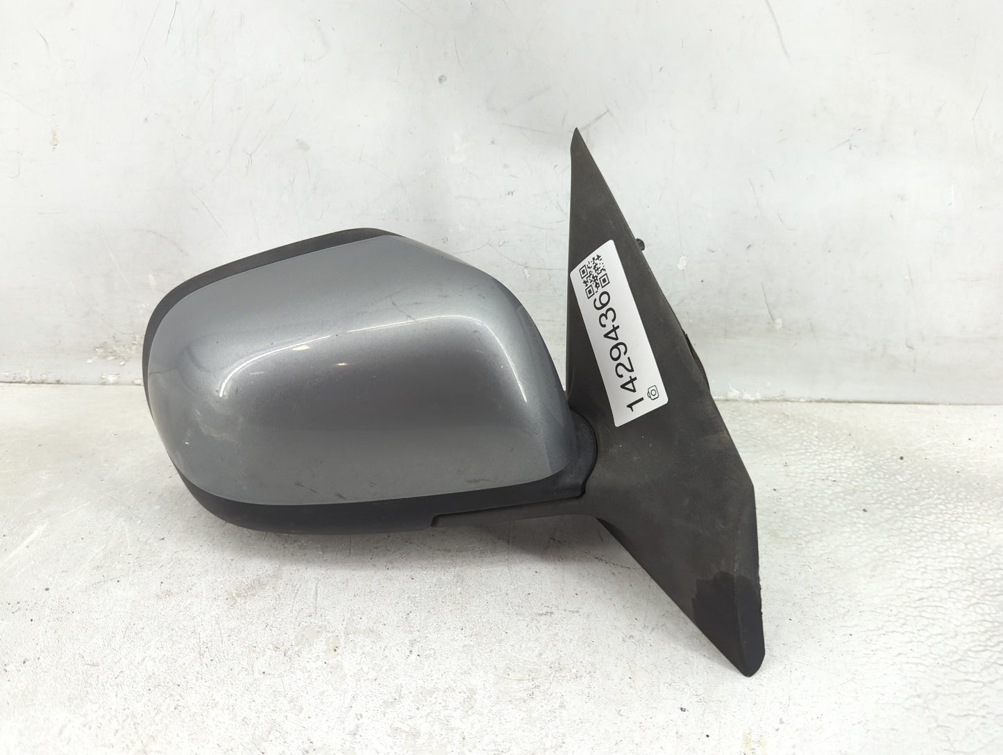 2012-2014 Nissan Versa Passenger Side View Mirror - Right Door Mirror OEM Used - Oemusedautoparts1.com