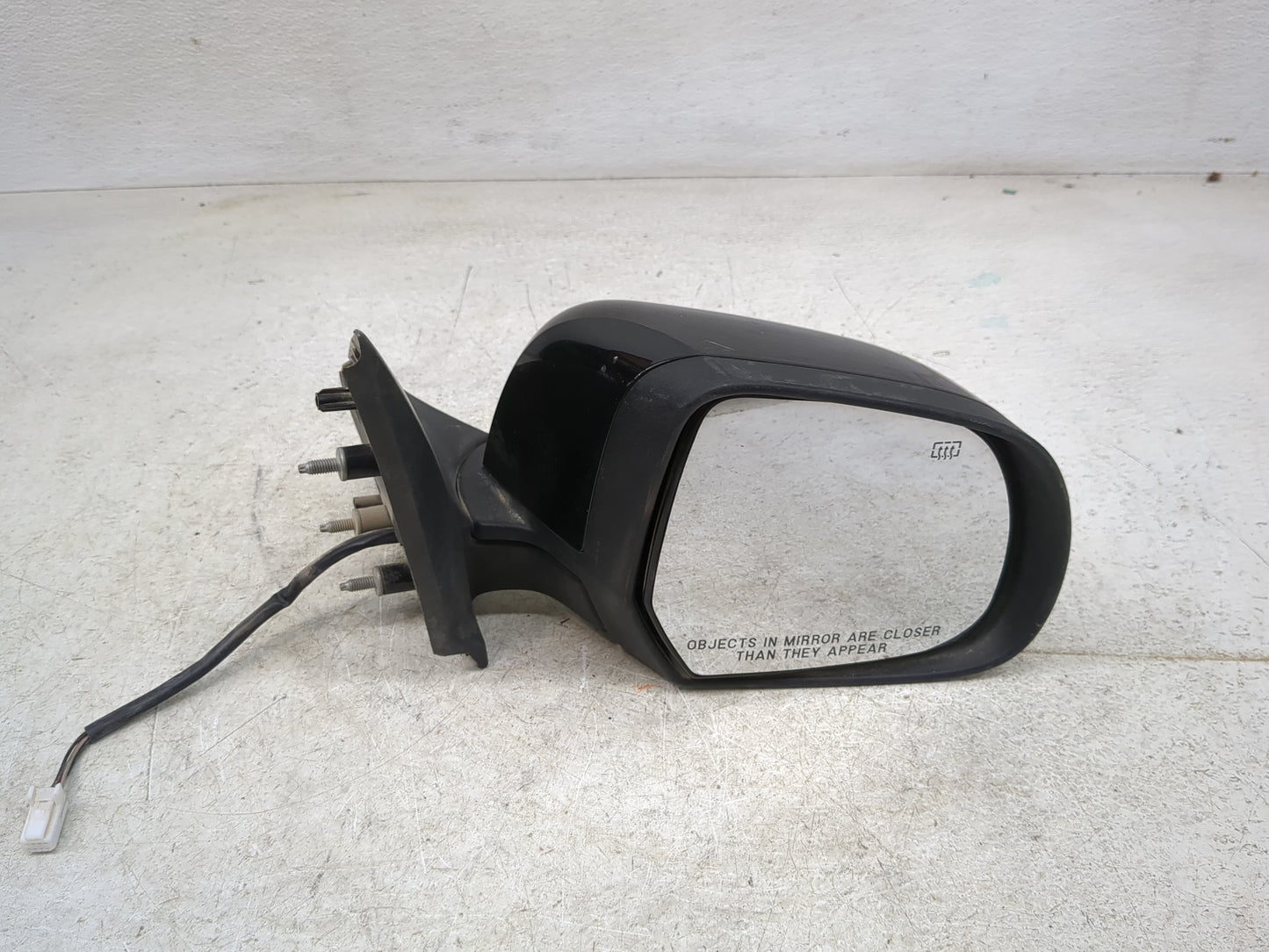 2012-2014 Nissan Versa Passenger Side View Mirror - Right Door Mirror OEM Used - Oemusedautoparts1.com