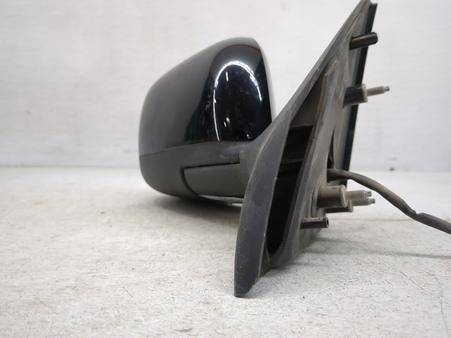 2012-2014 Nissan Versa Passenger Side View Mirror - Right Door Mirror OEM Used - Oemusedautoparts1.com