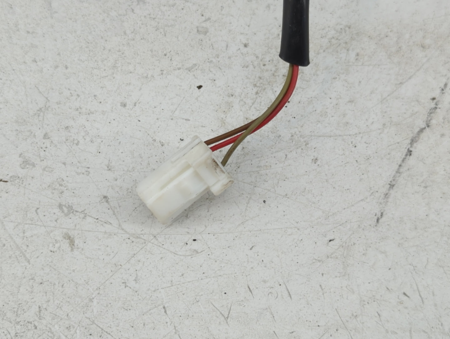 2012-2014 Nissan Versa Passenger Side View Mirror - Right Door Mirror OEM Used - Oemusedautoparts1.com