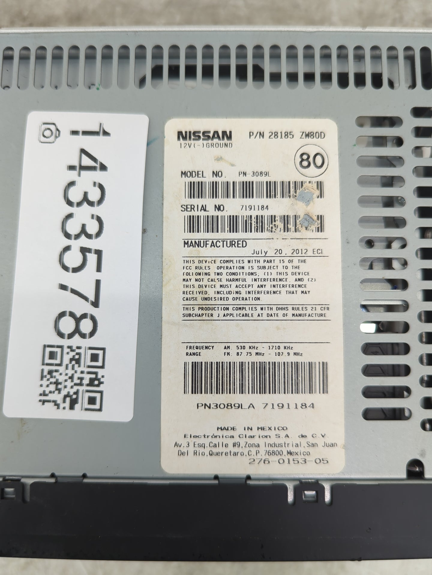2010-2012 Nissan Versa Radio AM FM Cd Player Receiver Replacement Fits Fits 2010 2011 2012 2014 2015 2016 OEM Used Auto Part