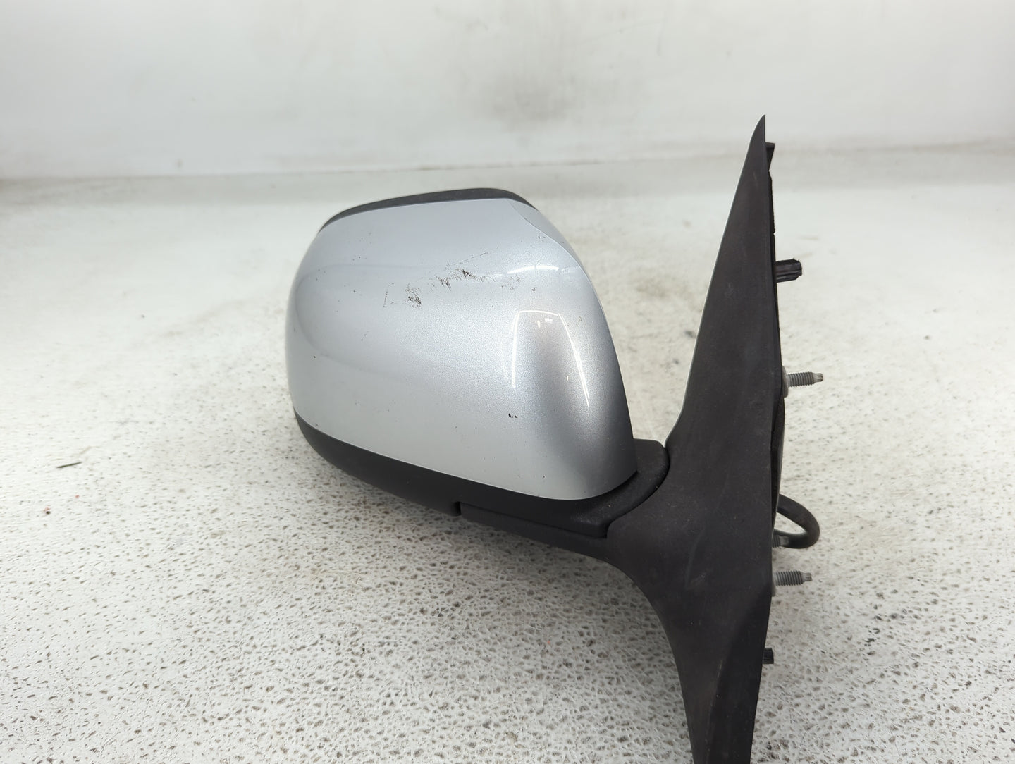 2012-2014 Nissan Versa Passenger Side View Mirror - Right Door Mirror OEM Used - Oemusedautoparts1.com