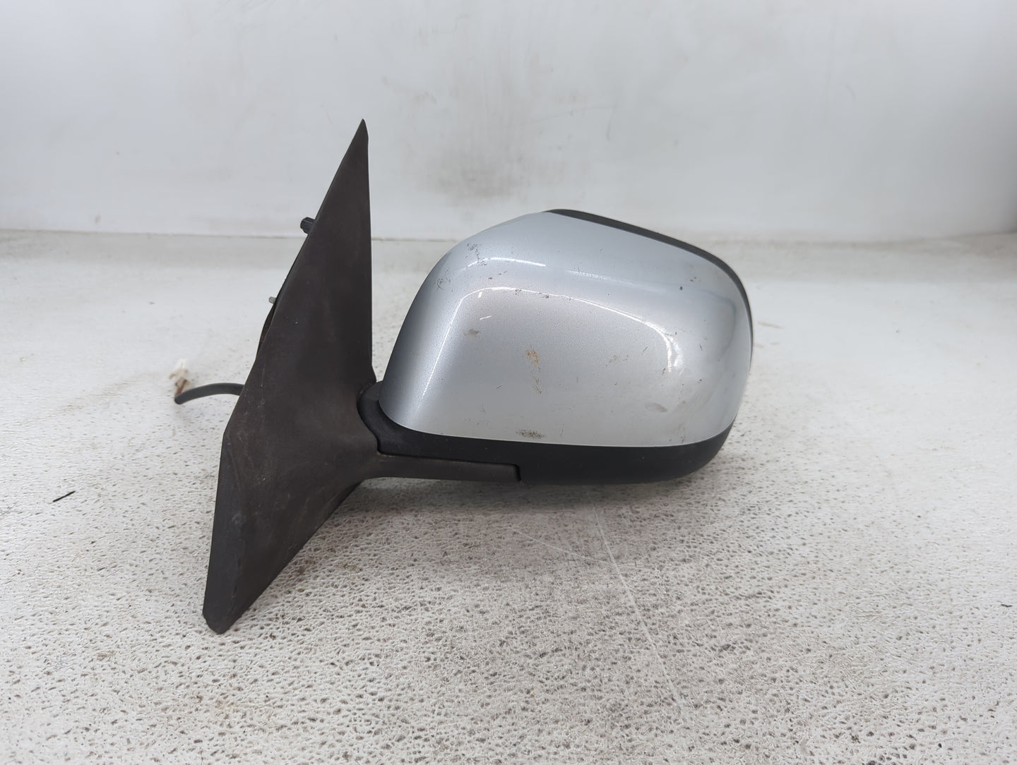 2012-2014 Nissan Versa Driver Side View Mirror - Left Door Mirror OEM Used - Oemusedautoparts1.com