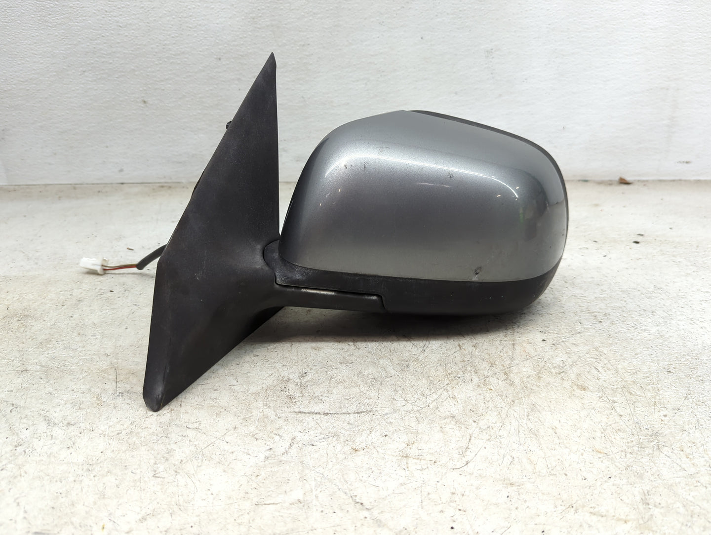 2012-2014 Nissan Versa Driver Side View Mirror - Left Door Mirror OEM Used - Oemusedautoparts1.com
