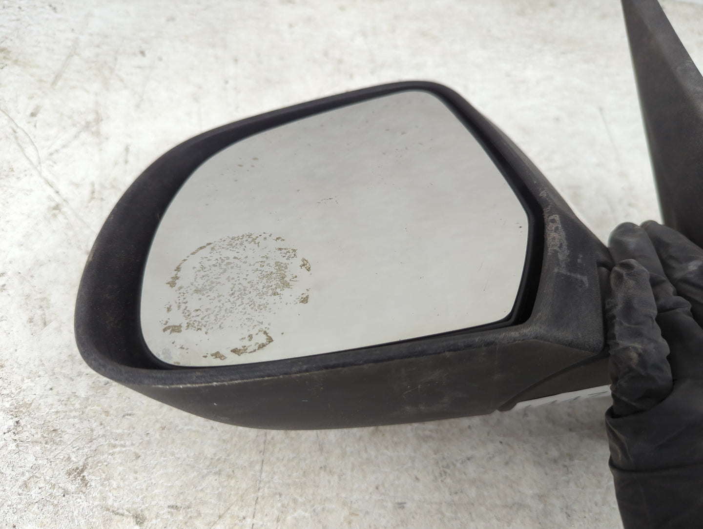 2012-2014 Nissan Versa Driver Side View Mirror - Left Door Mirror OEM Used - Oemusedautoparts1.com