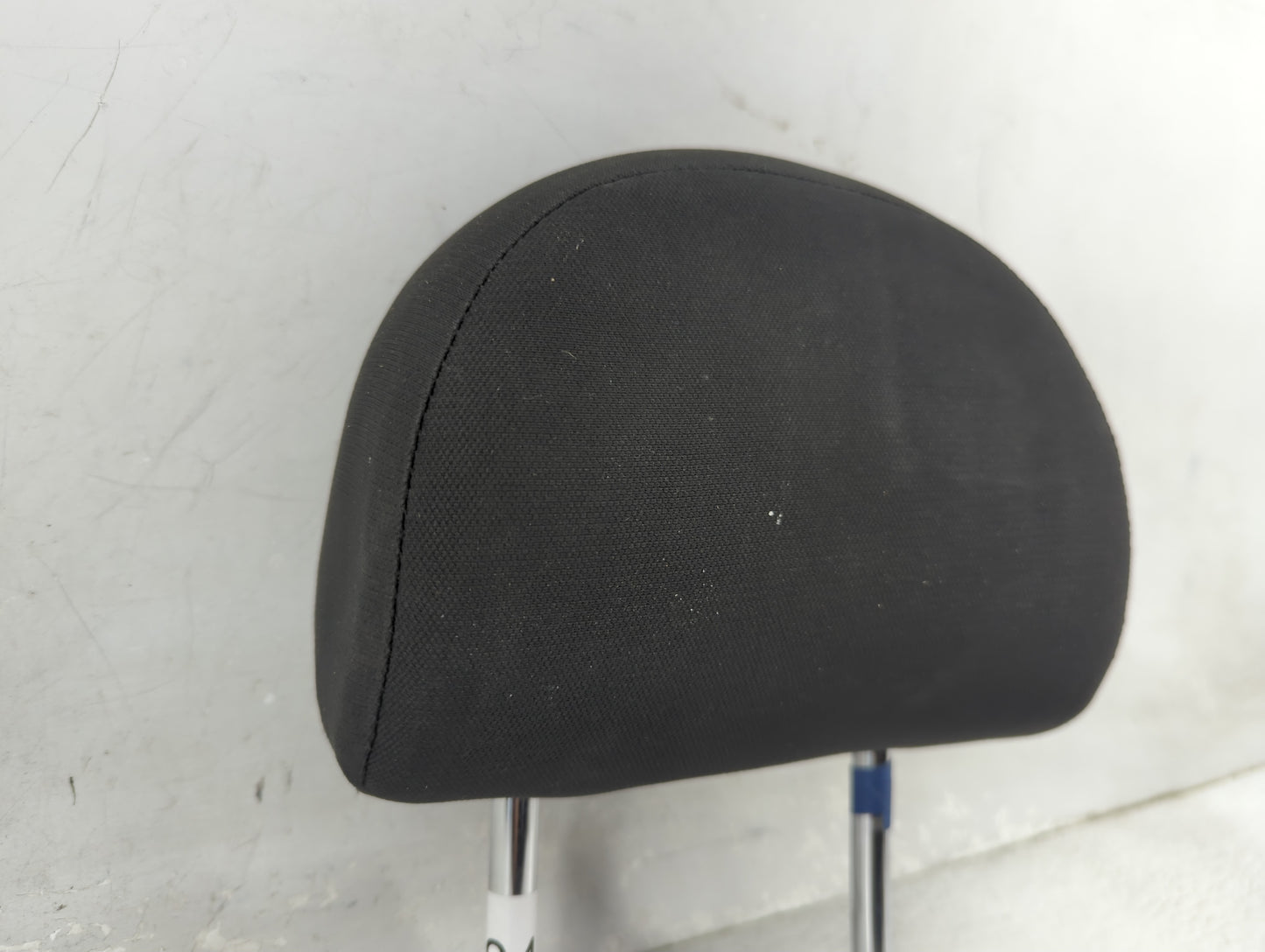 2012-2012 Nissan Versa Headrest Head Rest Front Driver Seat Black - Oemusedautoparts1.com