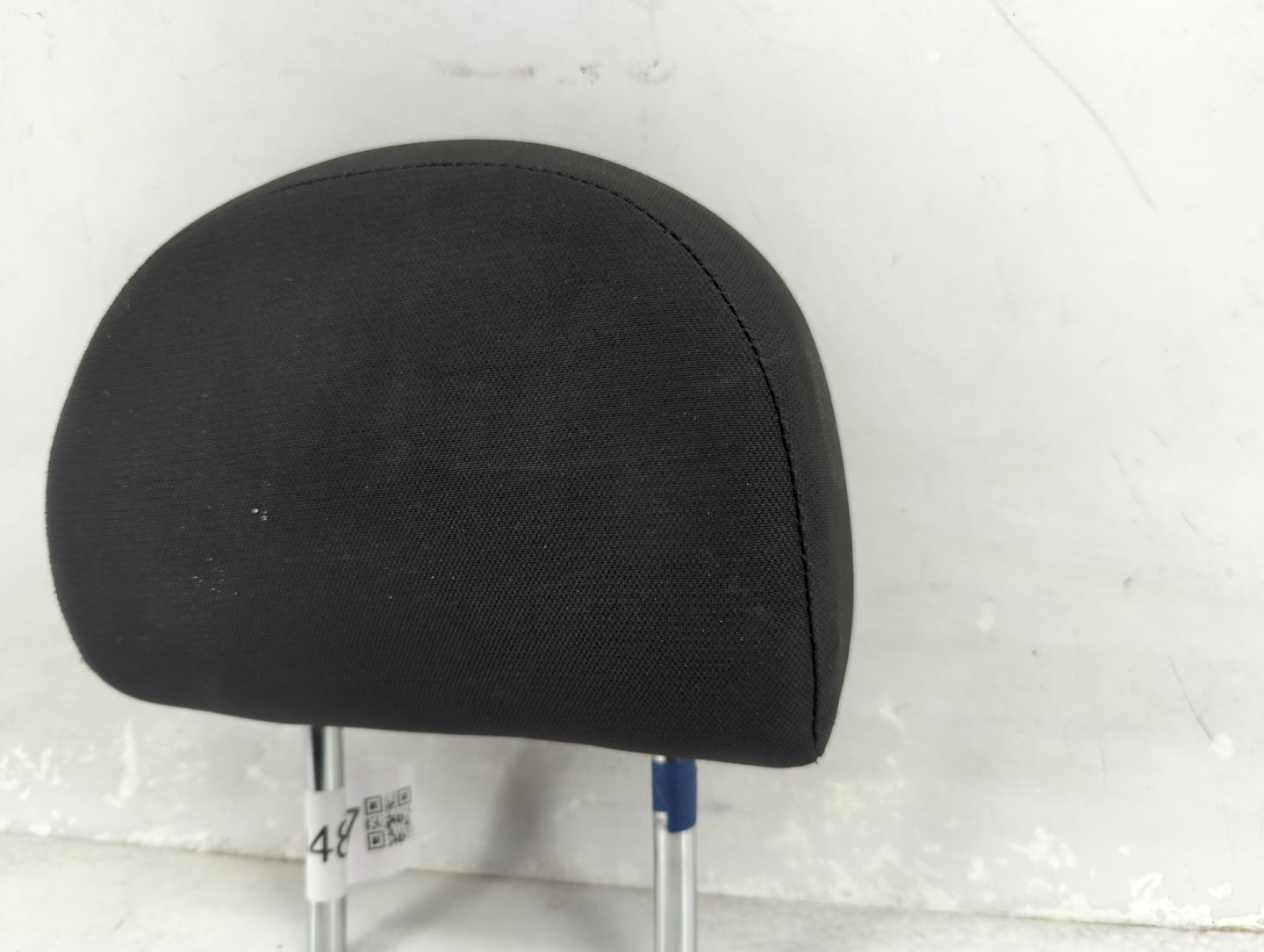 2012-2012 Nissan Versa Headrest Head Rest Front Driver Seat Black - Oemusedautoparts1.com