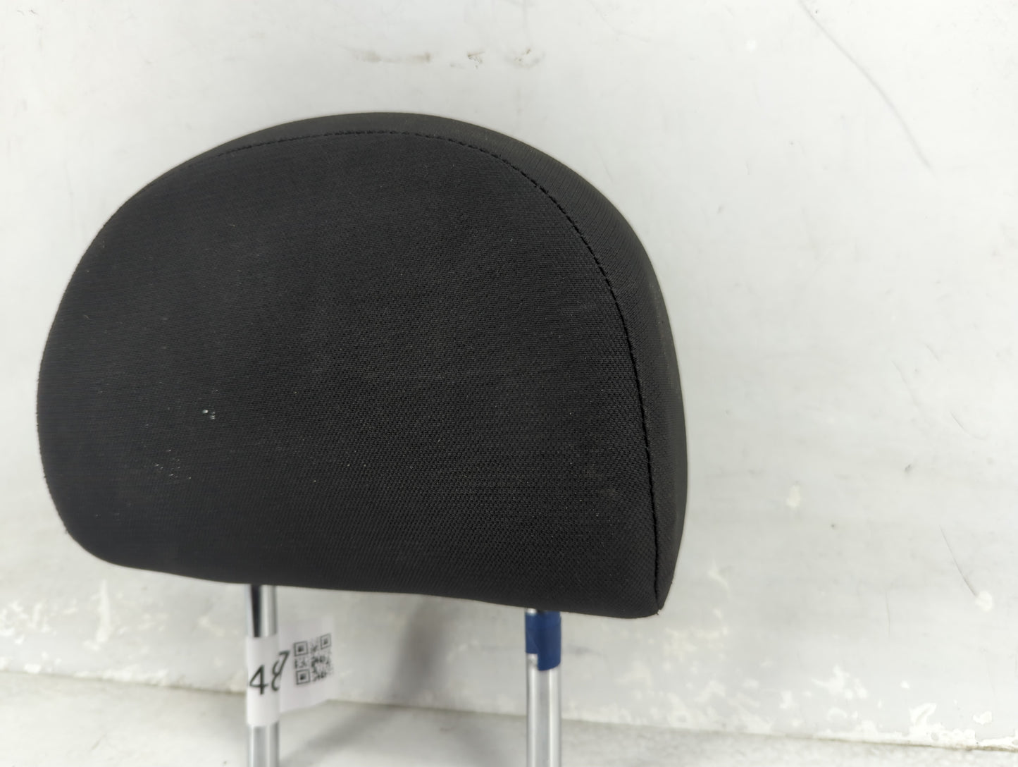 2012-2012 Nissan Versa Headrest Head Rest Front Driver Seat Black - Oemusedautoparts1.com