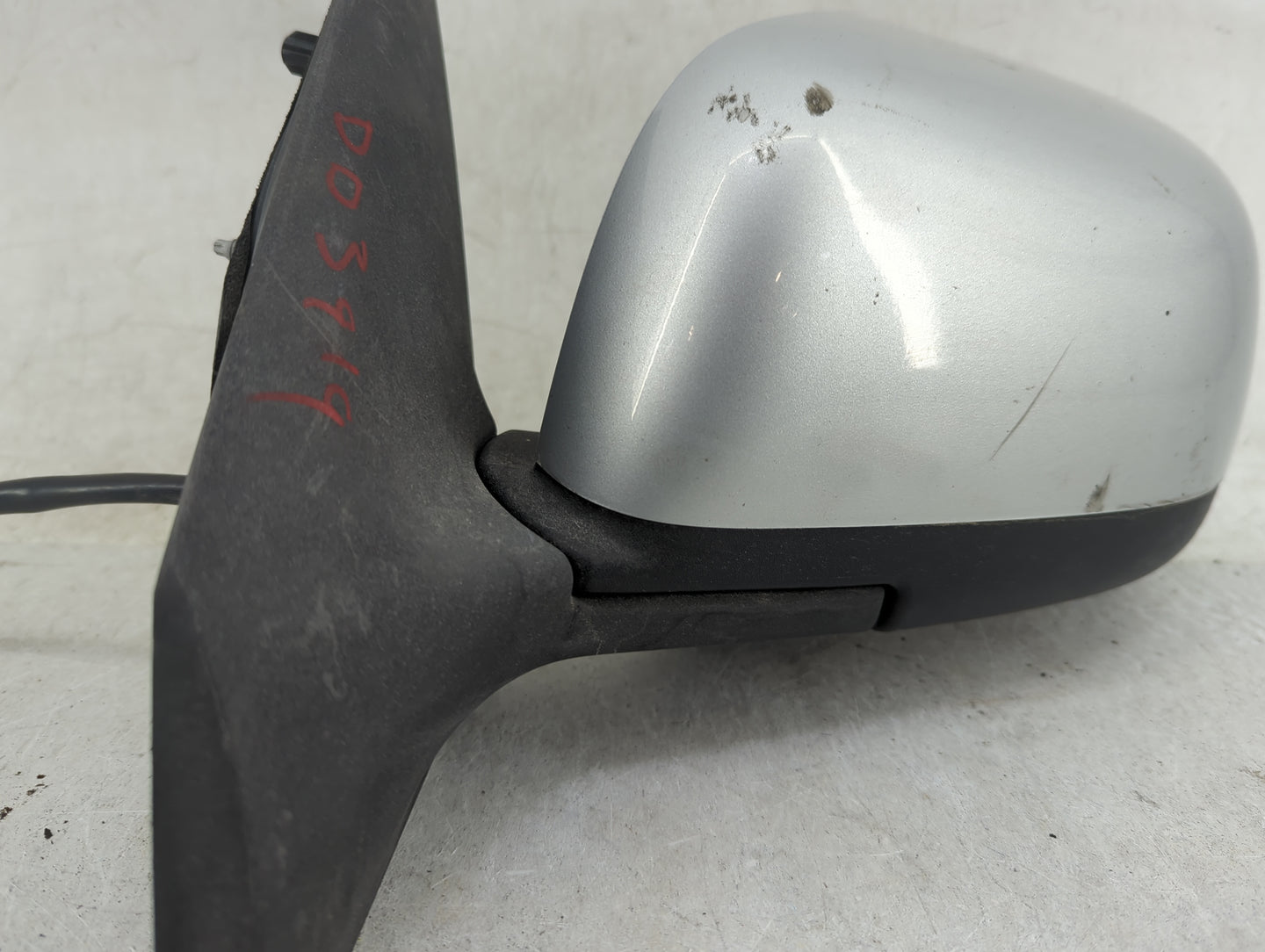 2012 Nissan Versa Driver Side View Mirror - Left Door Mirror OEM Used - Oemusedautoparts1.com