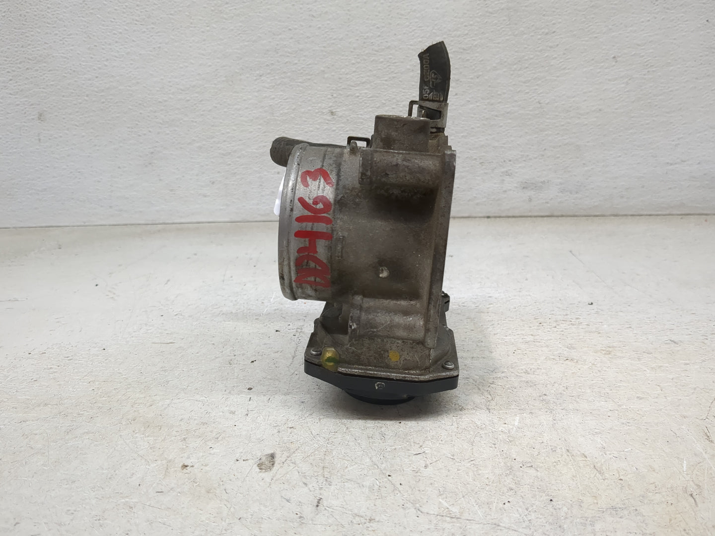 2007-2012 Nissan Versa Throttle Body P/N:2D30 -01002 ET-A60-02 D Fits OEM Used Auto Parts - Oemusedautoparts1.com