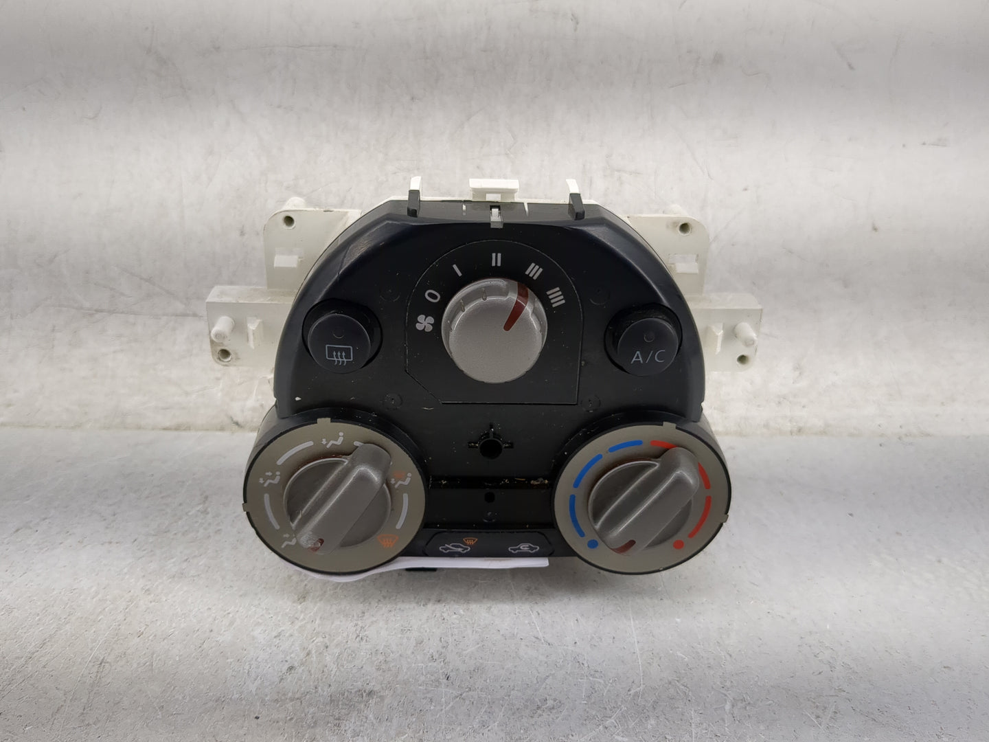2012-2013 Nissan Versa Climate Control Module Temperature AC/Heater Replacement P/N:2751000B96 Fits Fits 2012 2013 OEM Used 