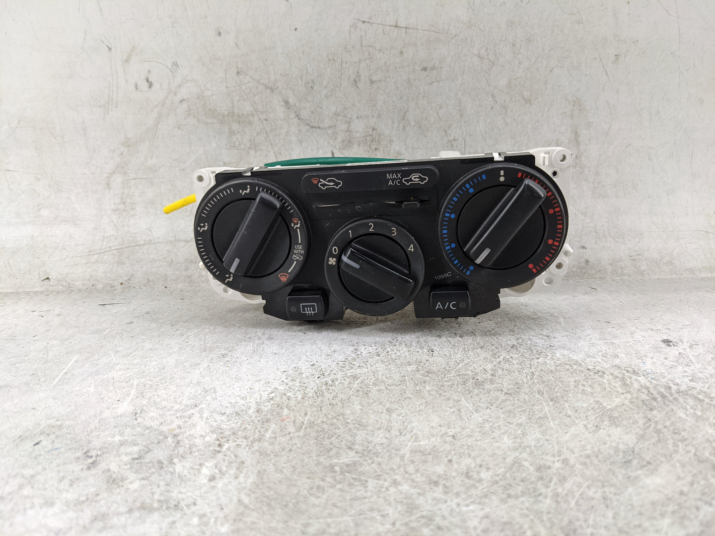 2010-2012 Nissan Versa Climate Control Module Temperature AC/Heater Replacement P/N:T101X093T Fits Fits 2010 2011 2012 OEM U