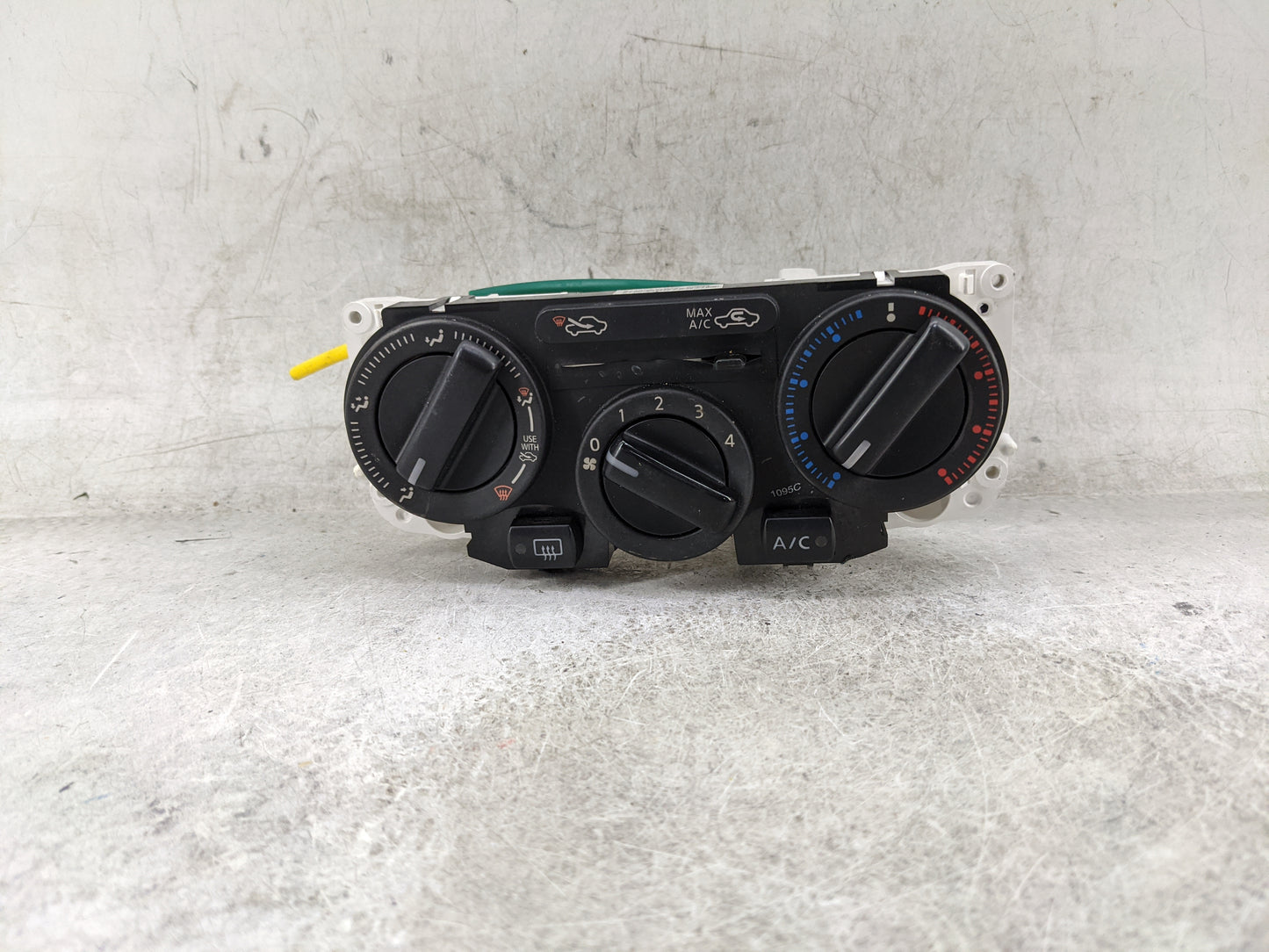 2010-2012 Nissan Versa Climate Control Module Temperature AC/Heater Replacement P/N:T101X093T Fits Fits 2010 2011 2012 OEM U