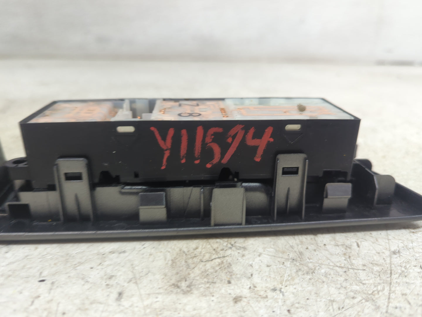 2010-2012 Nissan Versa Master Power Window Switch Replacement Driver Side Left P/N:80961 Fits Fits 2010 2011 2012 OEM Used A