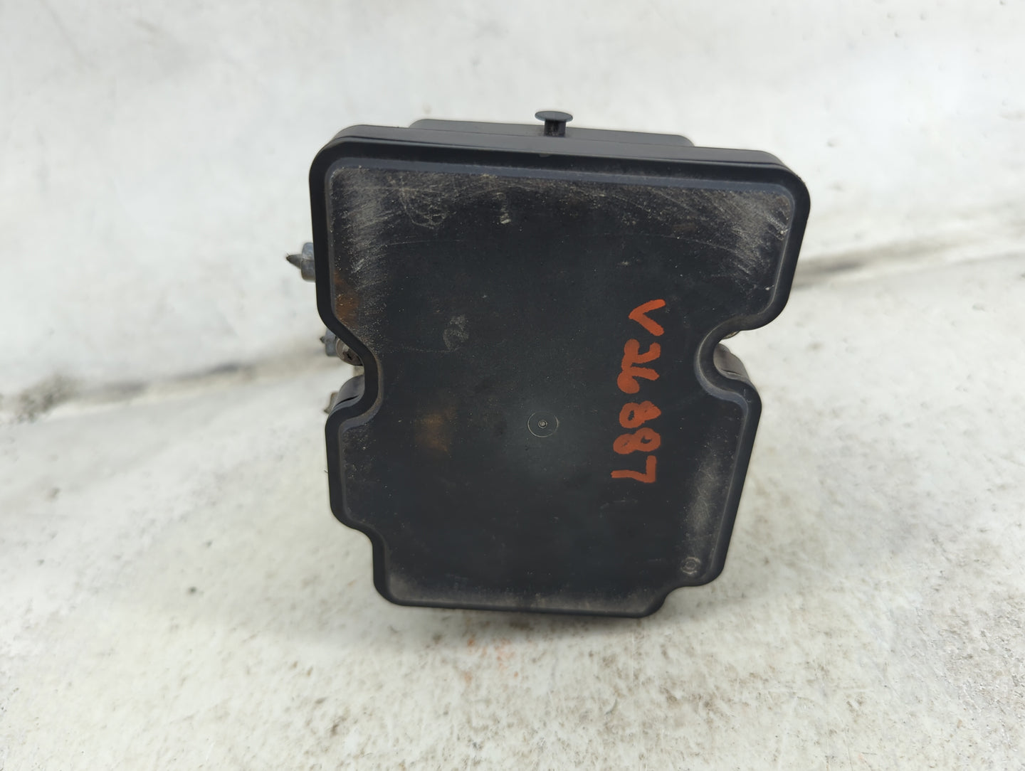 2012 Nissan Versa ABS Pump Control Module Replacement P/N:476603BB0A Fits OEM Used Auto Parts - Oemusedautoparts1.com