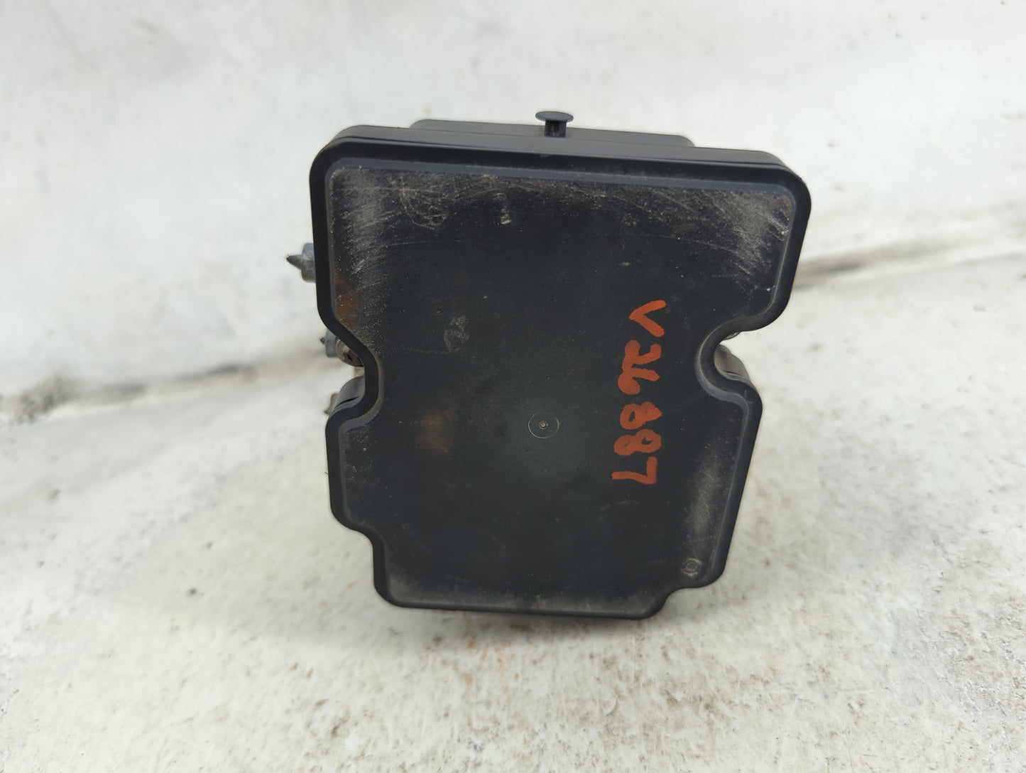 2012 Nissan Versa ABS Pump Control Module Replacement P/N:476603BB0A Fits OEM Used Auto Parts - Oemusedautoparts1.com