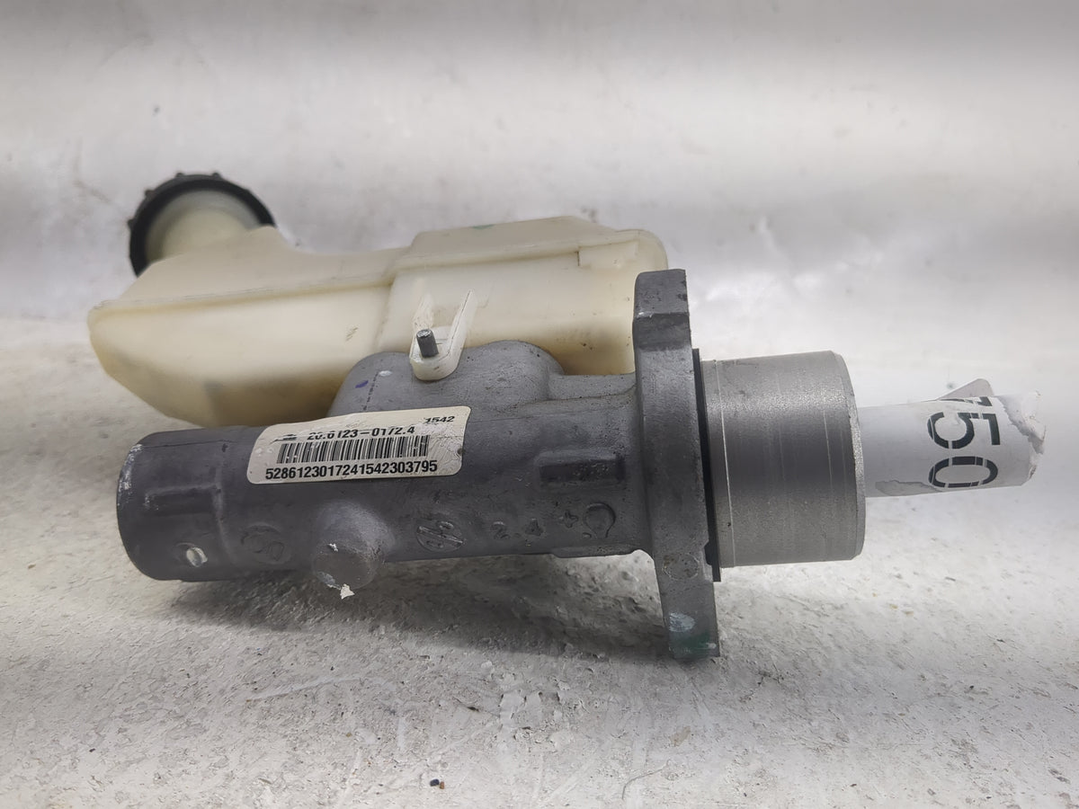 2010-2012 Nissan Versa Brake Master Cylinder - Oemusedautoparts1.com
