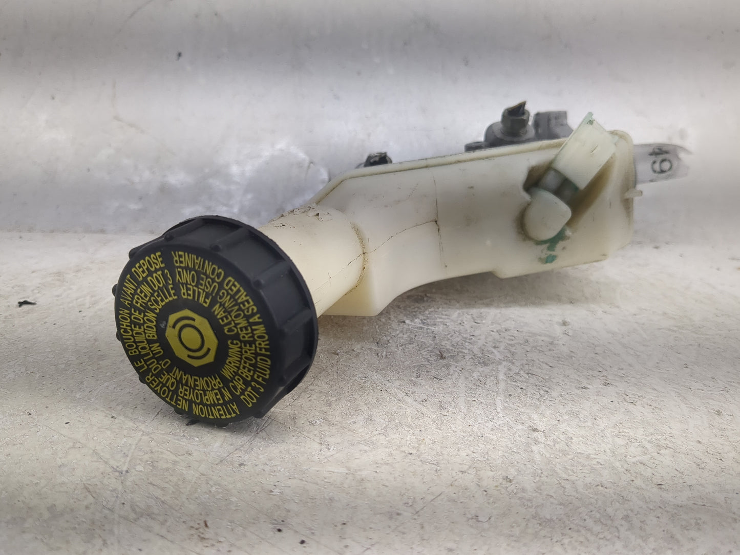 2010-2012 Nissan Versa Brake Master Cylinder - Oemusedautoparts1.com